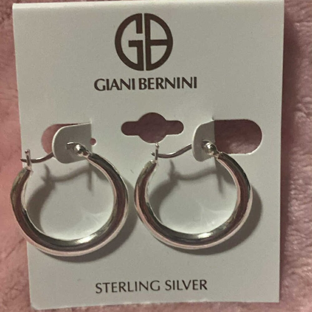 Sterling Silver hoops Giani Bernini